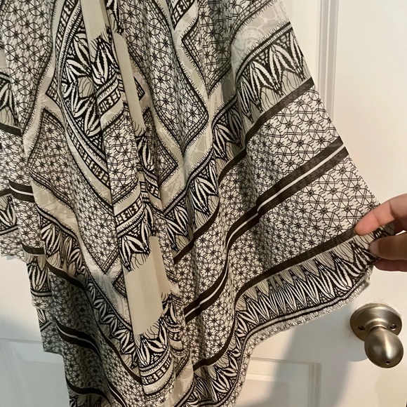 EUC Paradise Sleeveless Printed Caftan (OS) - Picture 3 of 3